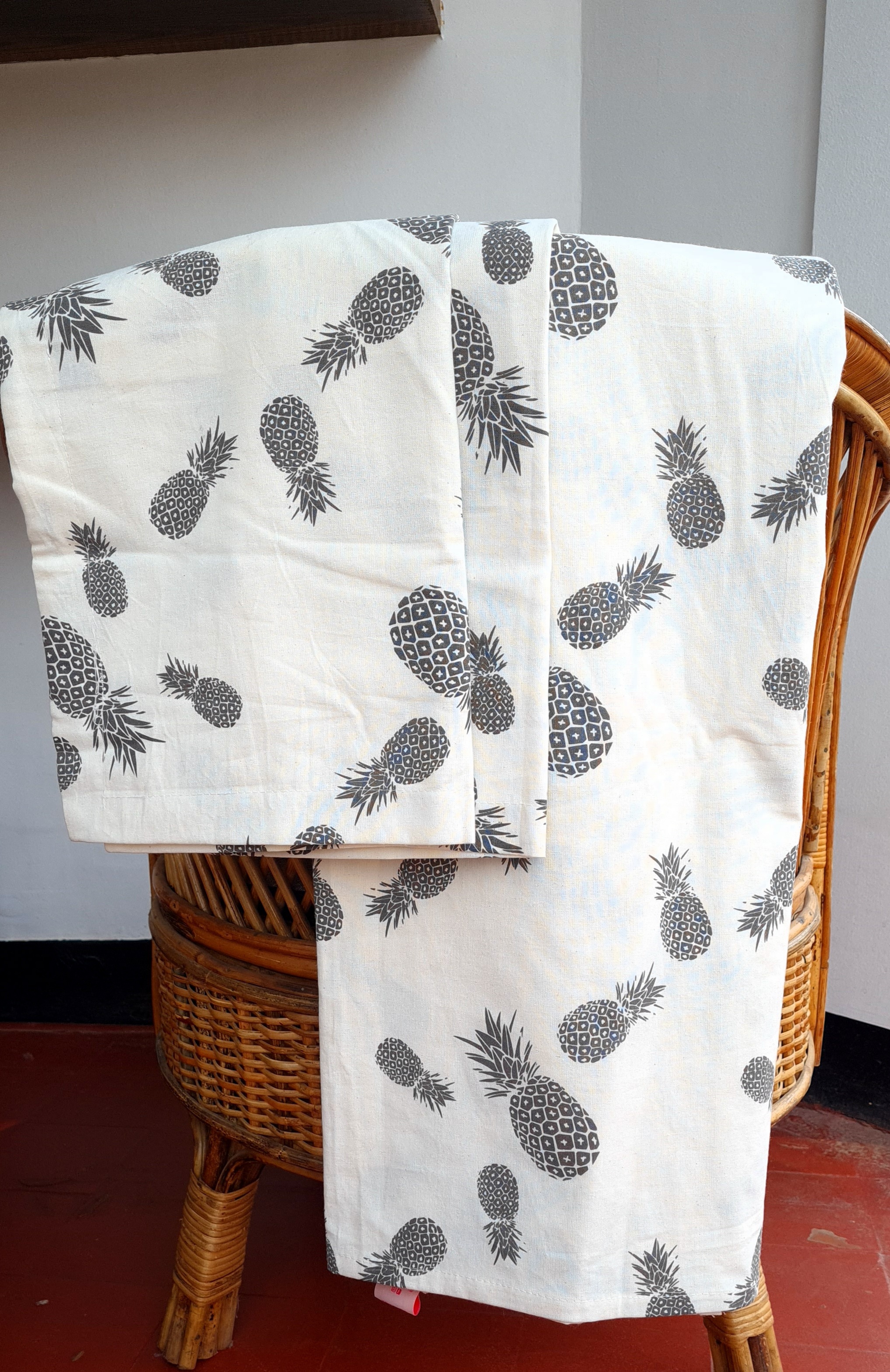 Pineapple Print Cotton Bedsheet